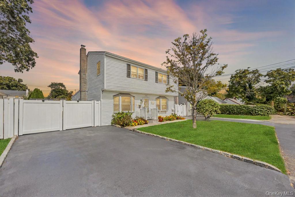 Single Family 12th Suffolk County, NY 11746, MLS-921720-3