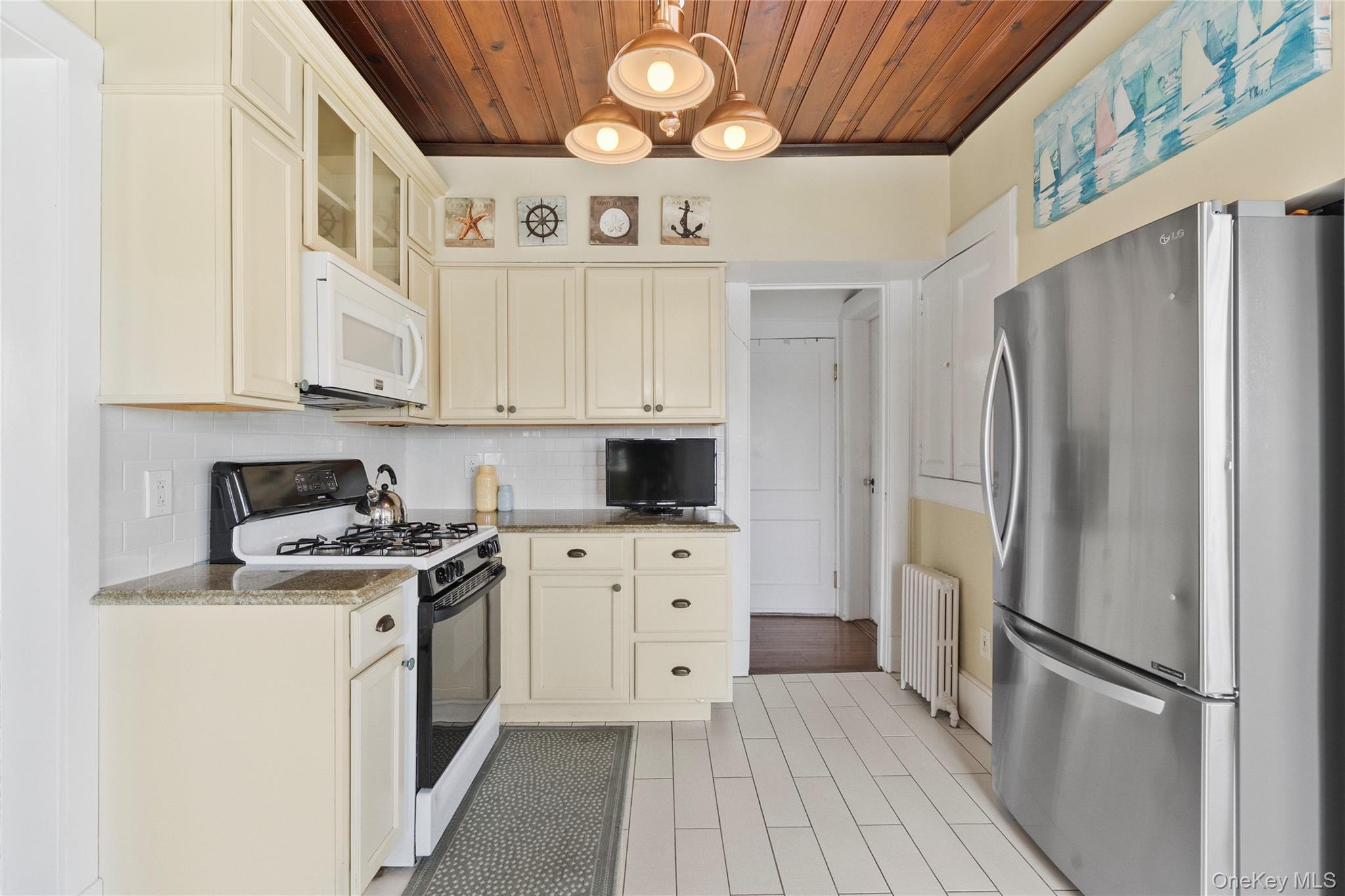 Single Family Ocean  Suffolk County, NY 11701, MLS-921755-18