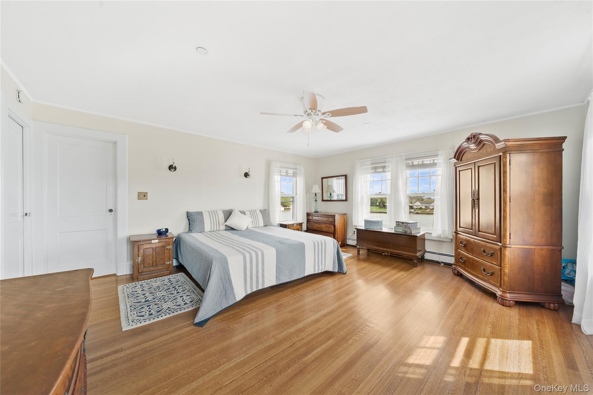 Single Family Ocean  Suffolk County, NY 11701, MLS-921755-35