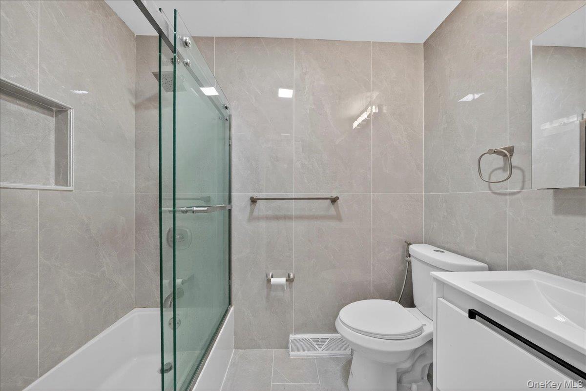 Single Family 166th  Queens, NY 11433, MLS-921764-10