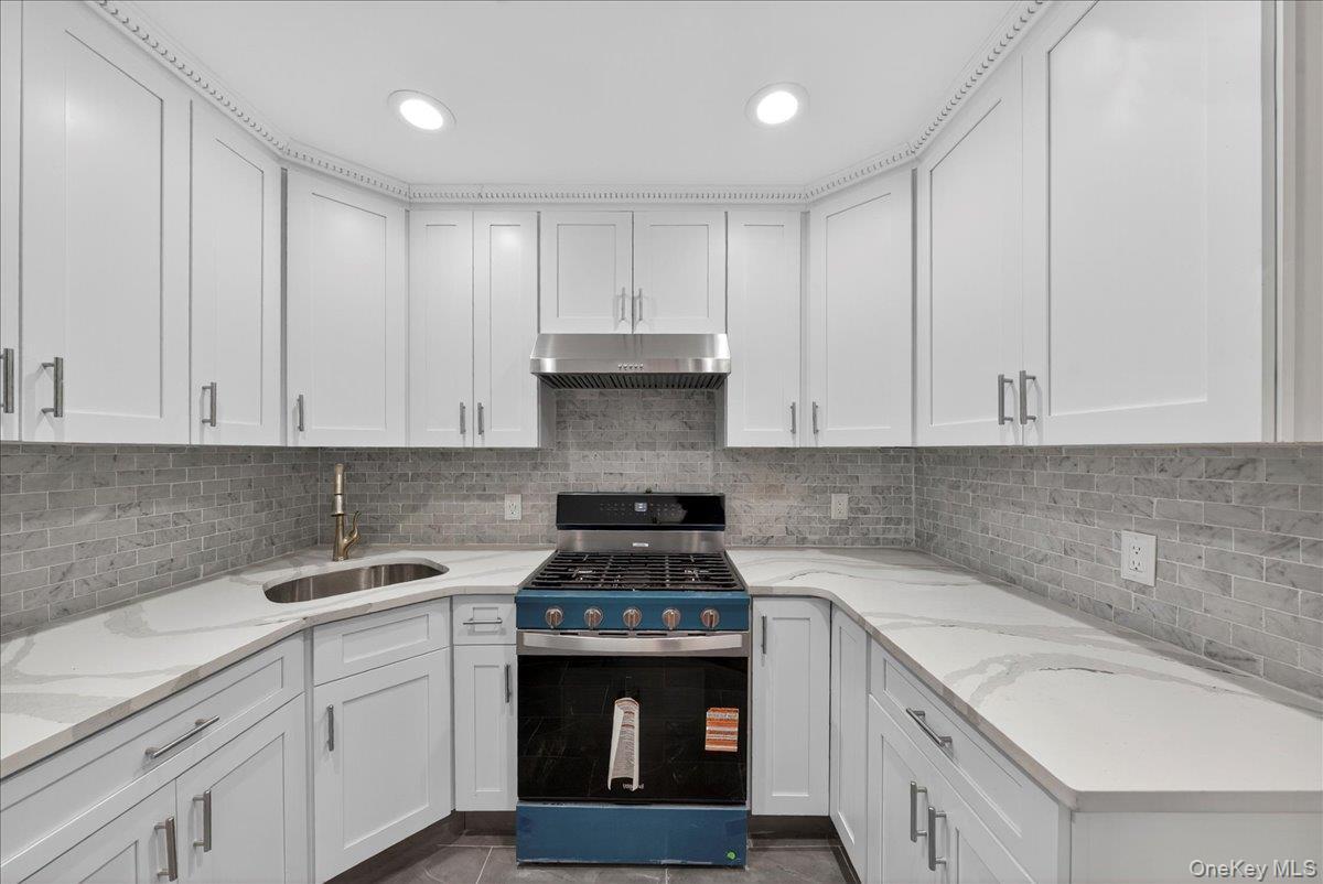 Single Family 166th  Queens, NY 11433, MLS-921764-12