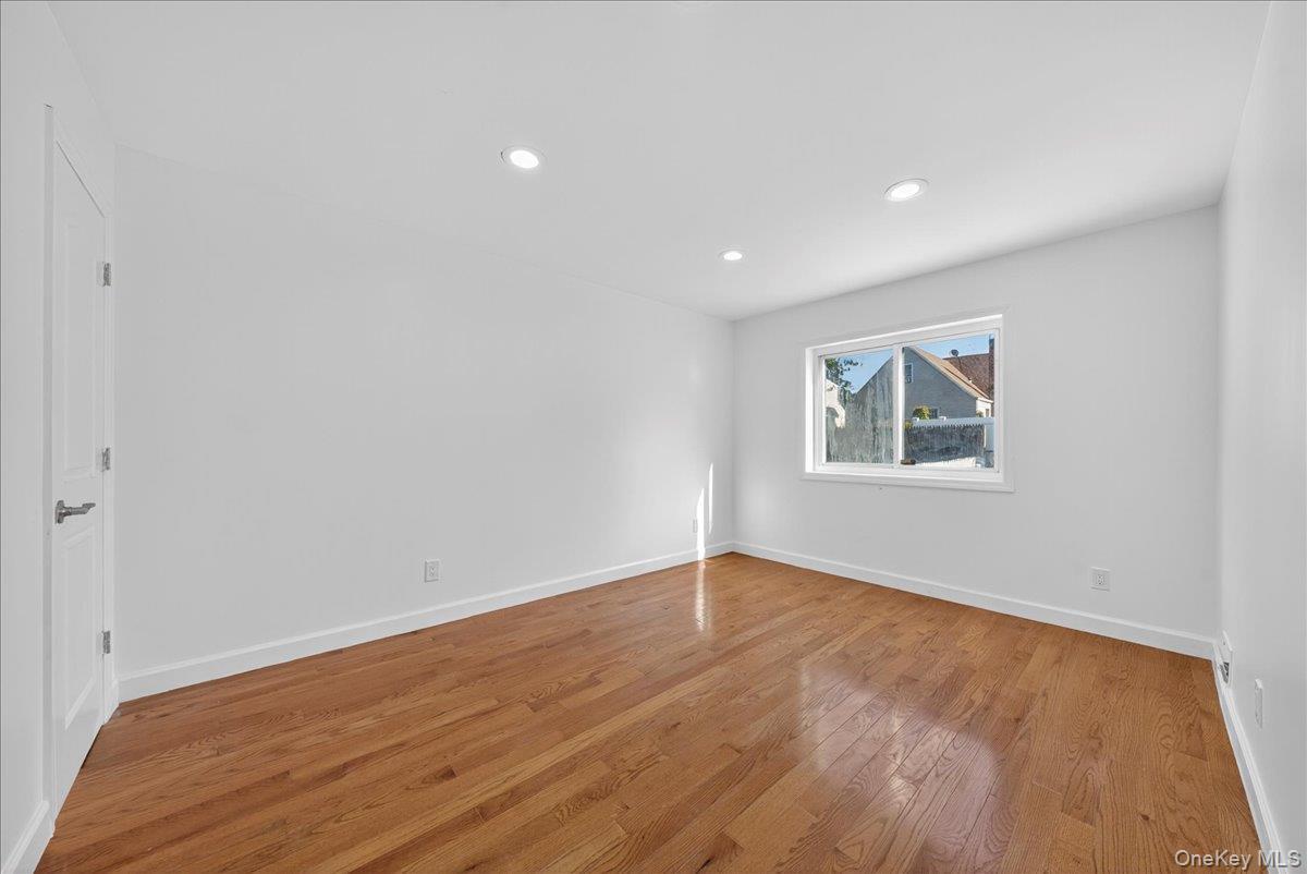 Single Family 166th  Queens, NY 11433, MLS-921764-8