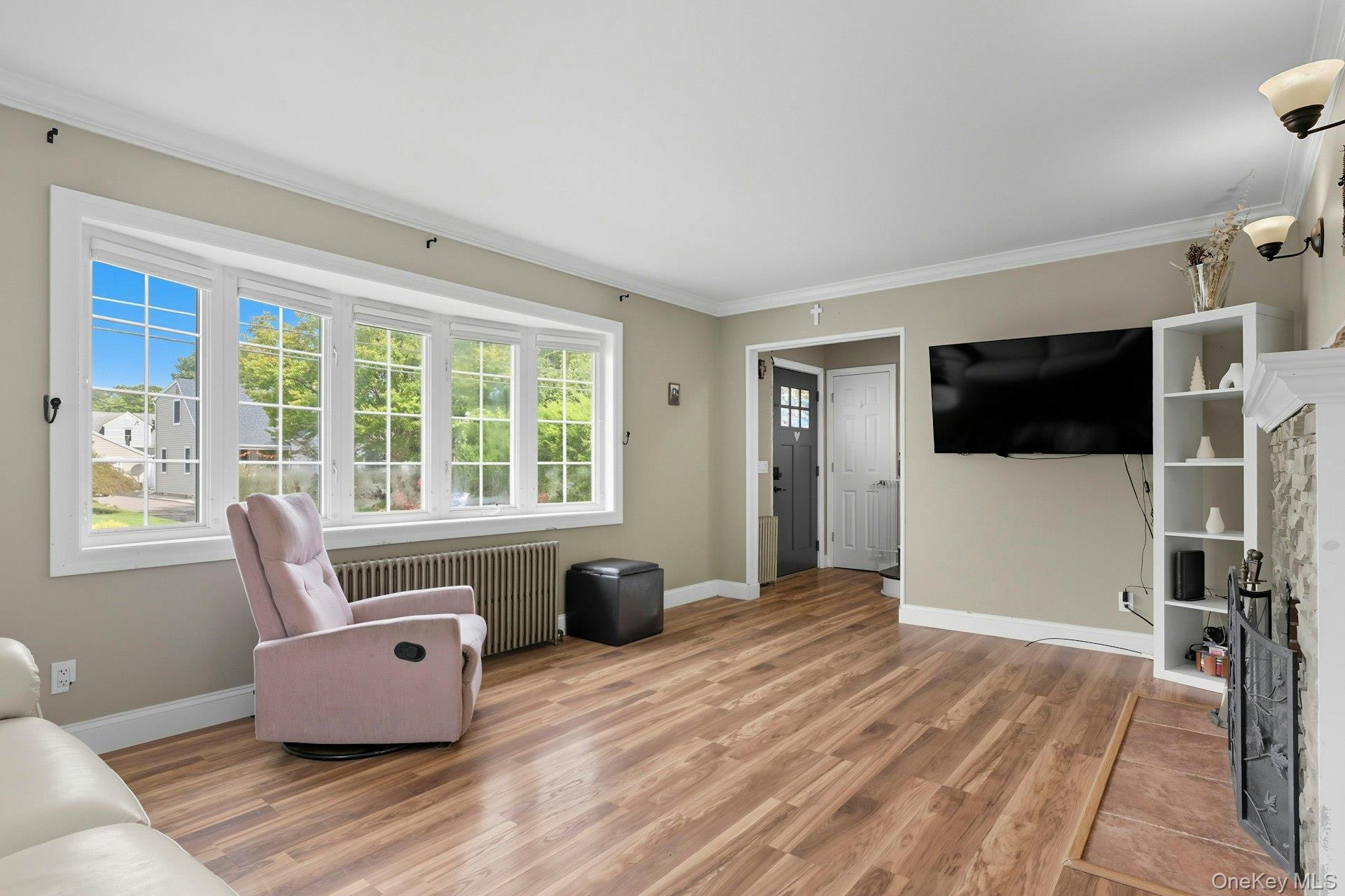 Single Family Linden Nassau County, NY 11793, MLS-921769-12