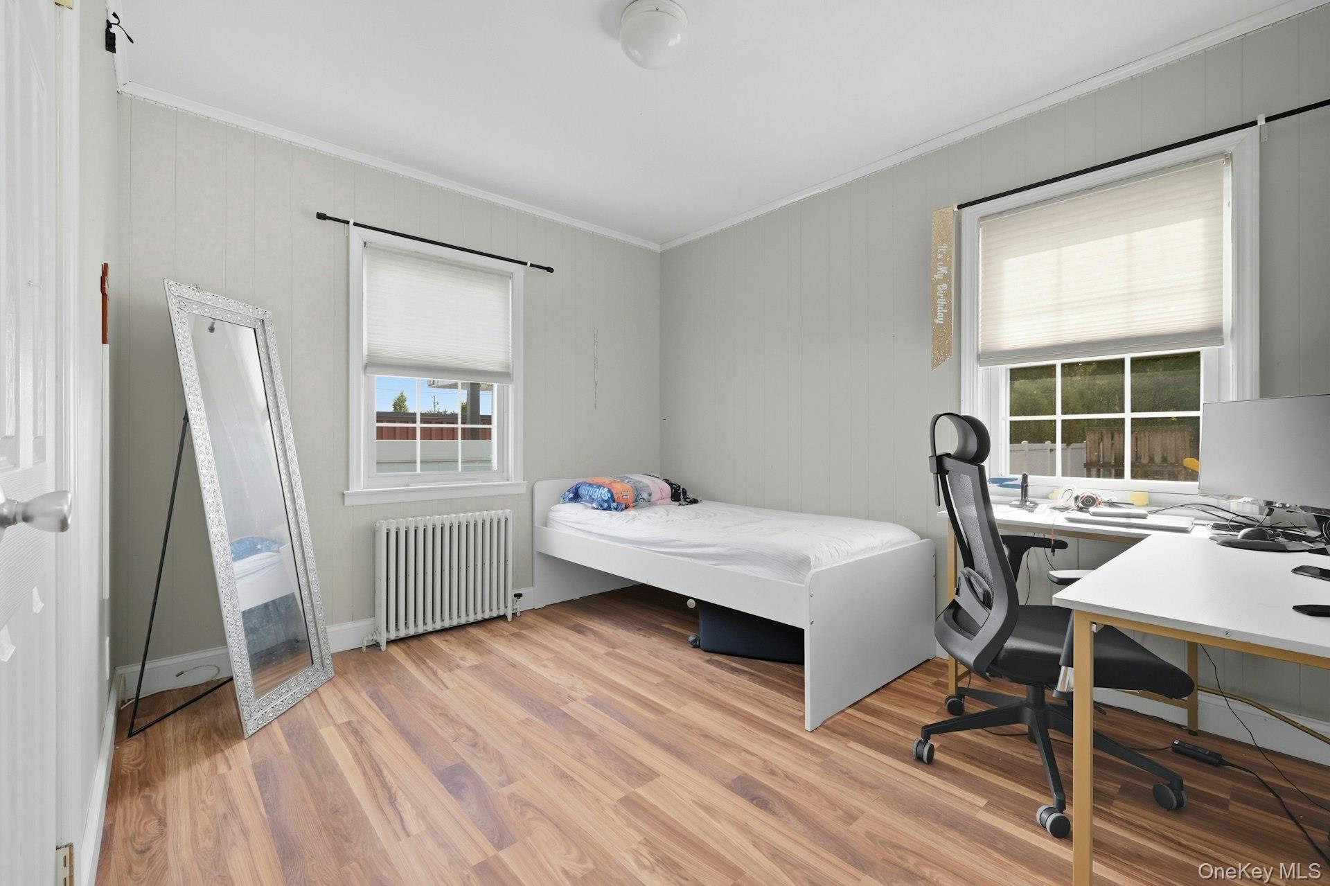 Single Family Linden Nassau County, NY 11793, MLS-921769-21