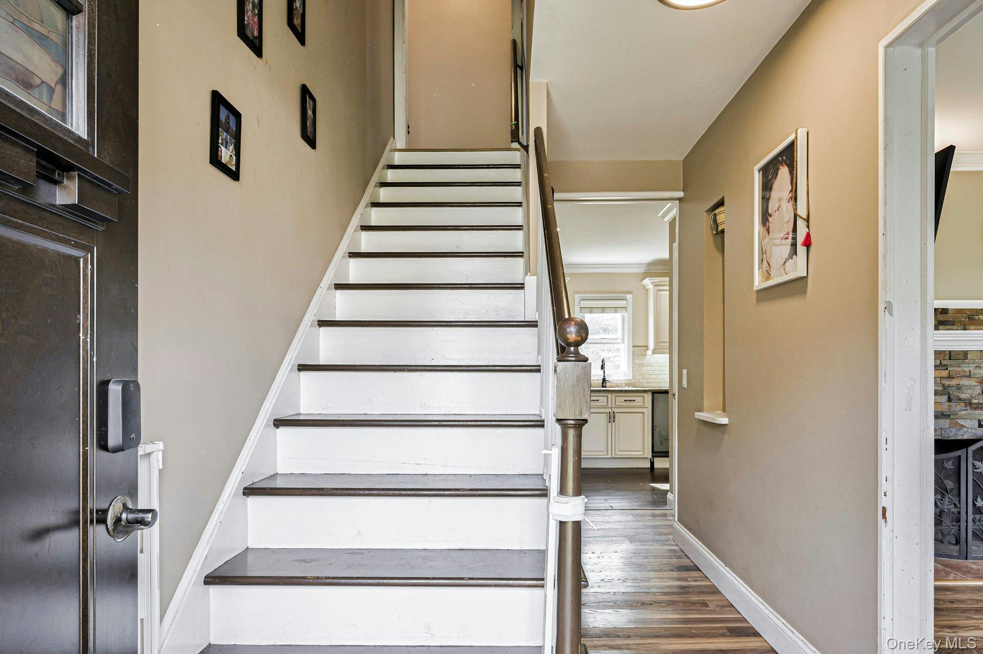 Single Family Linden Nassau County, NY 11793, MLS-921769-8