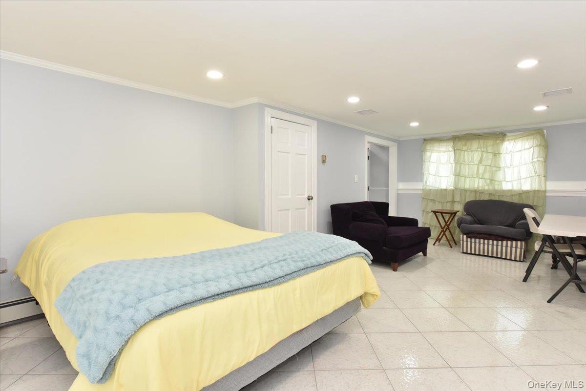 Single Family Block  Nassau County, NY 11762, MLS-921800-26