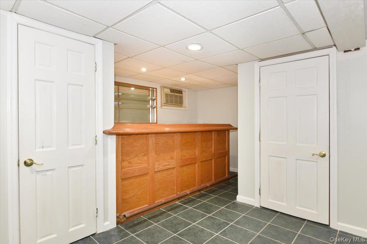 Single Family Block  Nassau County, NY 11762, MLS-921800-28