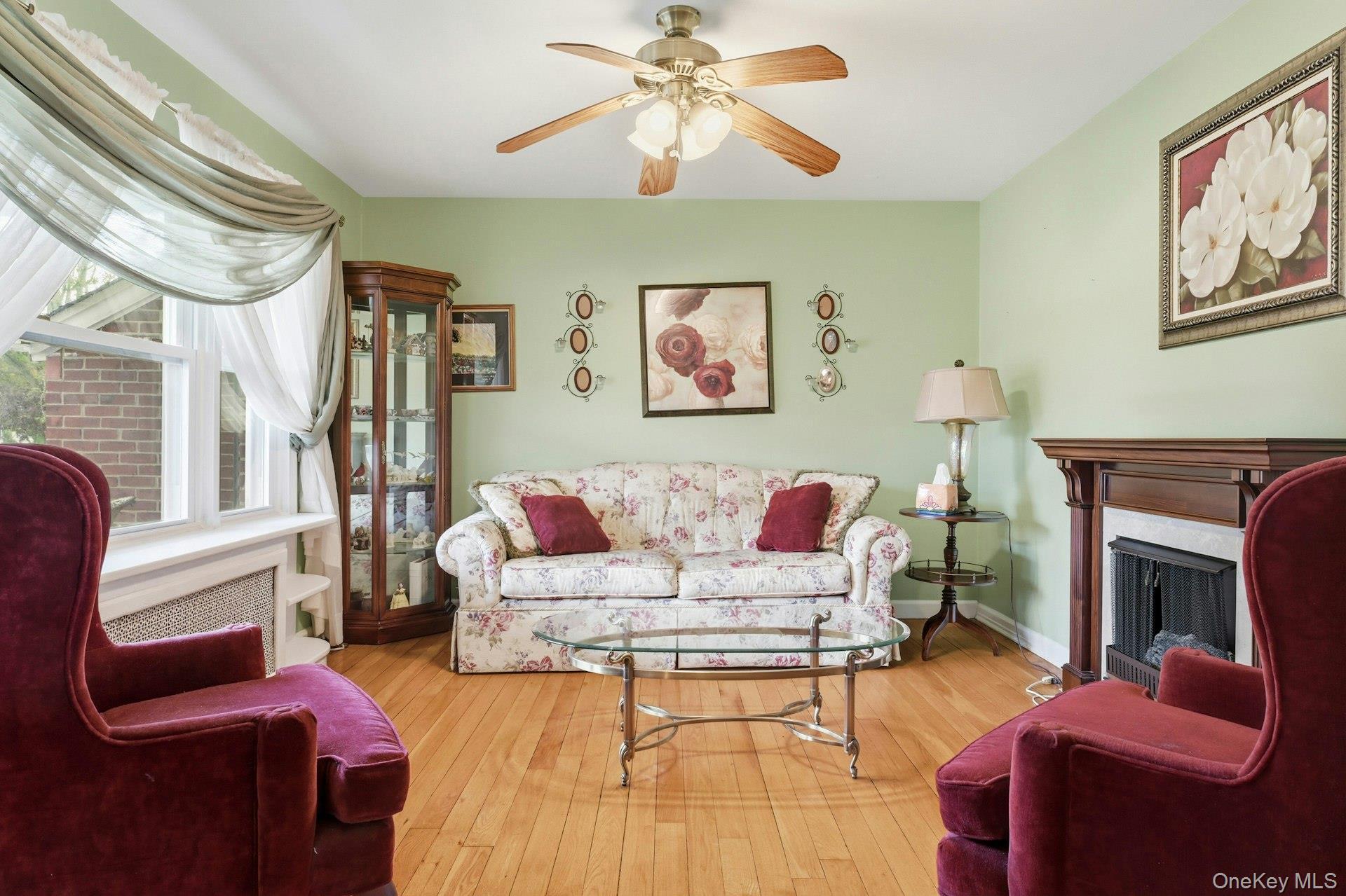 Single Family Cherry  Nassau County, NY 11735, MLS-921824-14