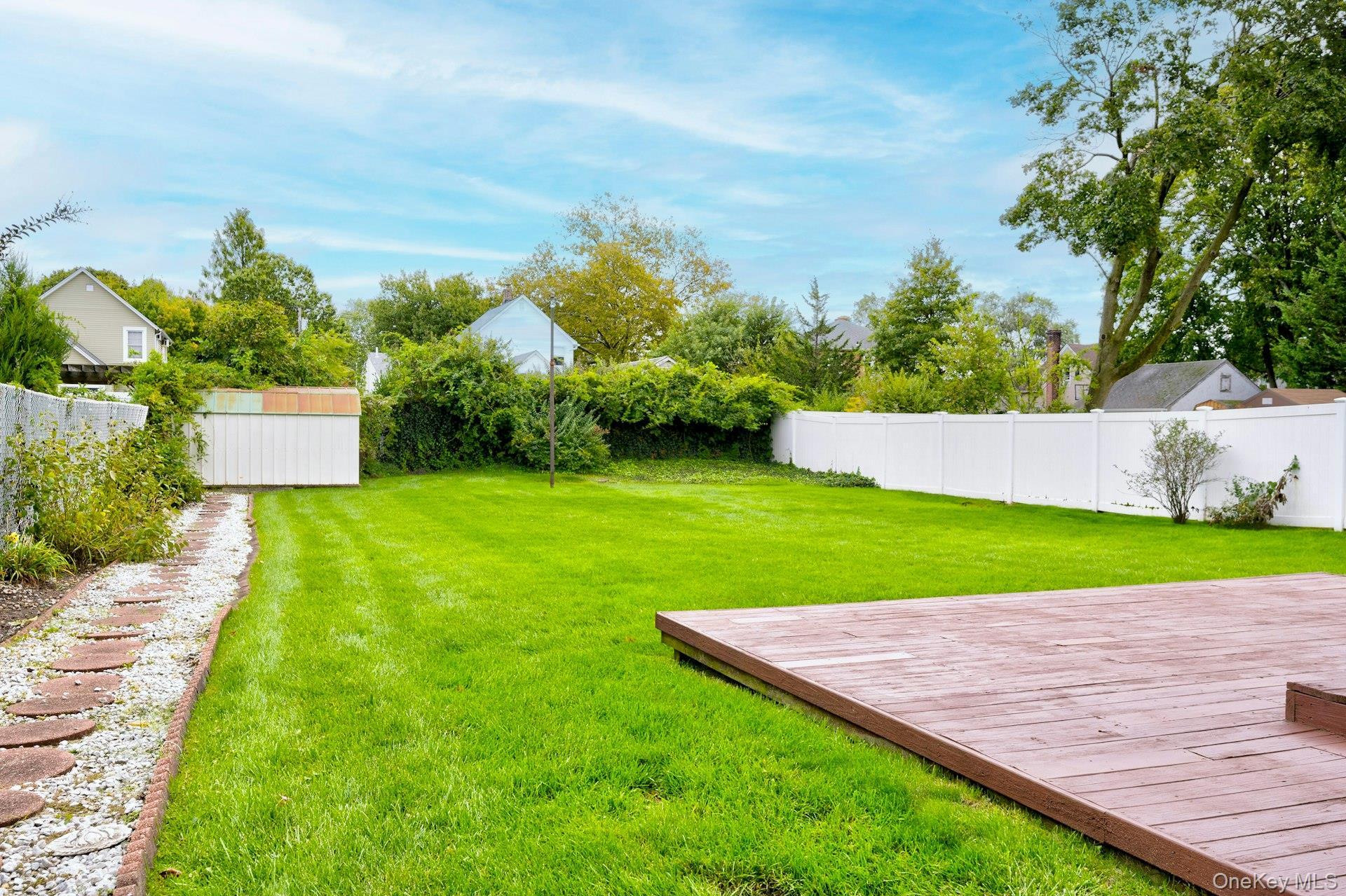 Single Family Cherry  Nassau County, NY 11735, MLS-921824-8