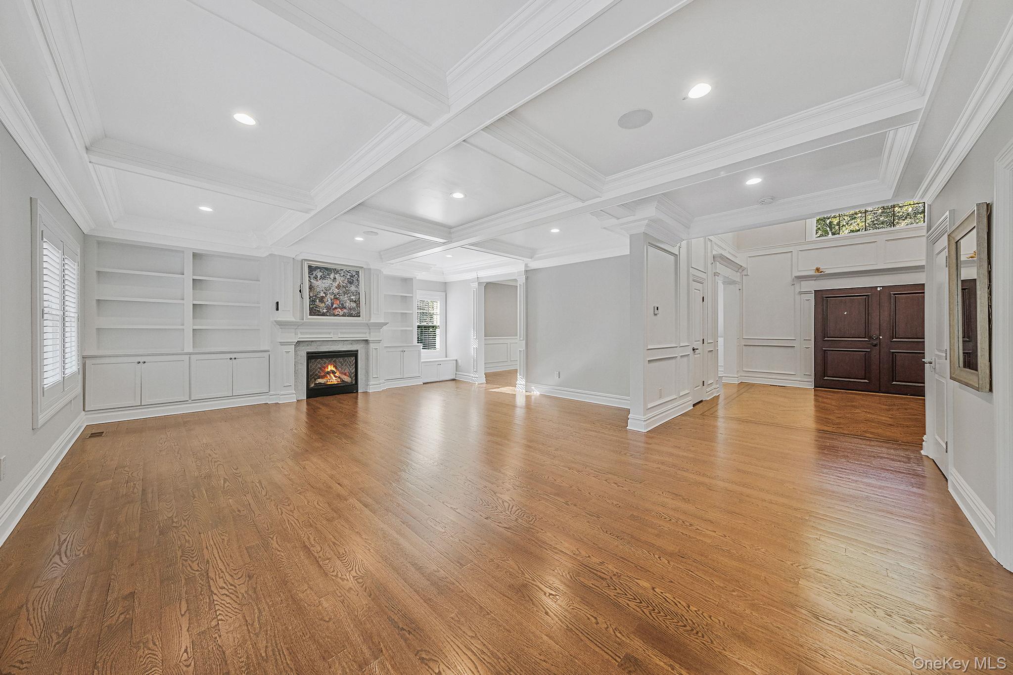 Single Family Carriage Suffolk County, NY 11746, MLS-921848-11