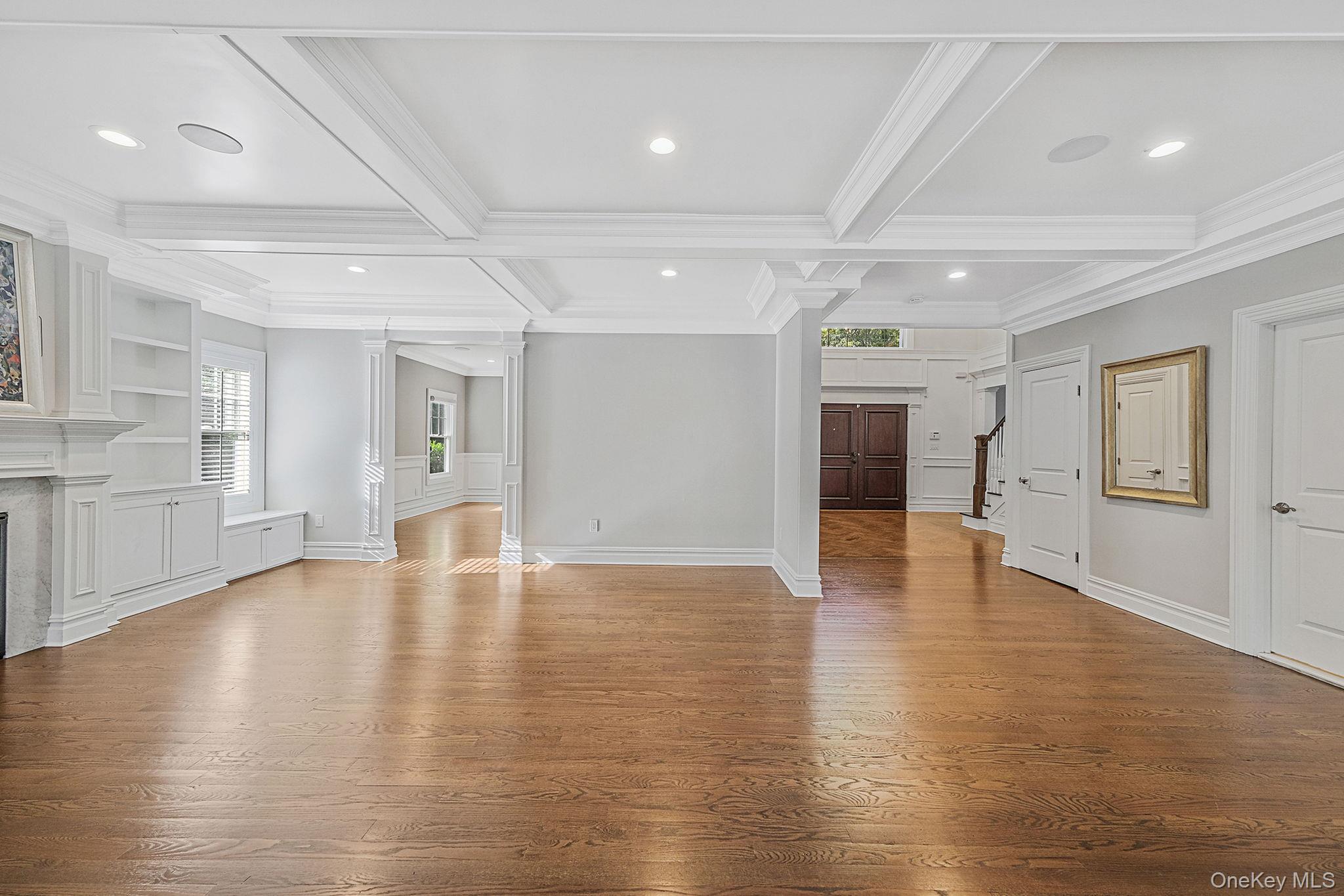 Single Family Carriage Suffolk County, NY 11746, MLS-921848-12