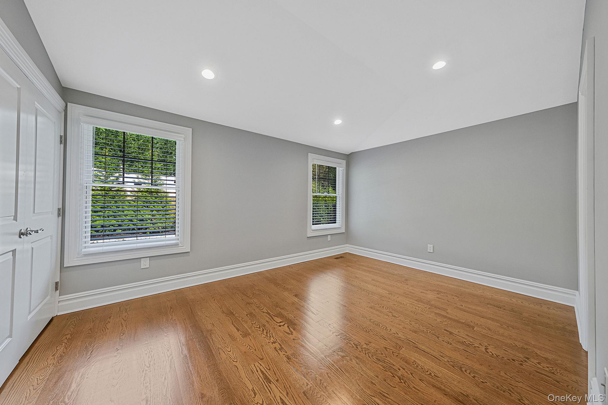 Single Family Carriage Suffolk County, NY 11746, MLS-921848-26