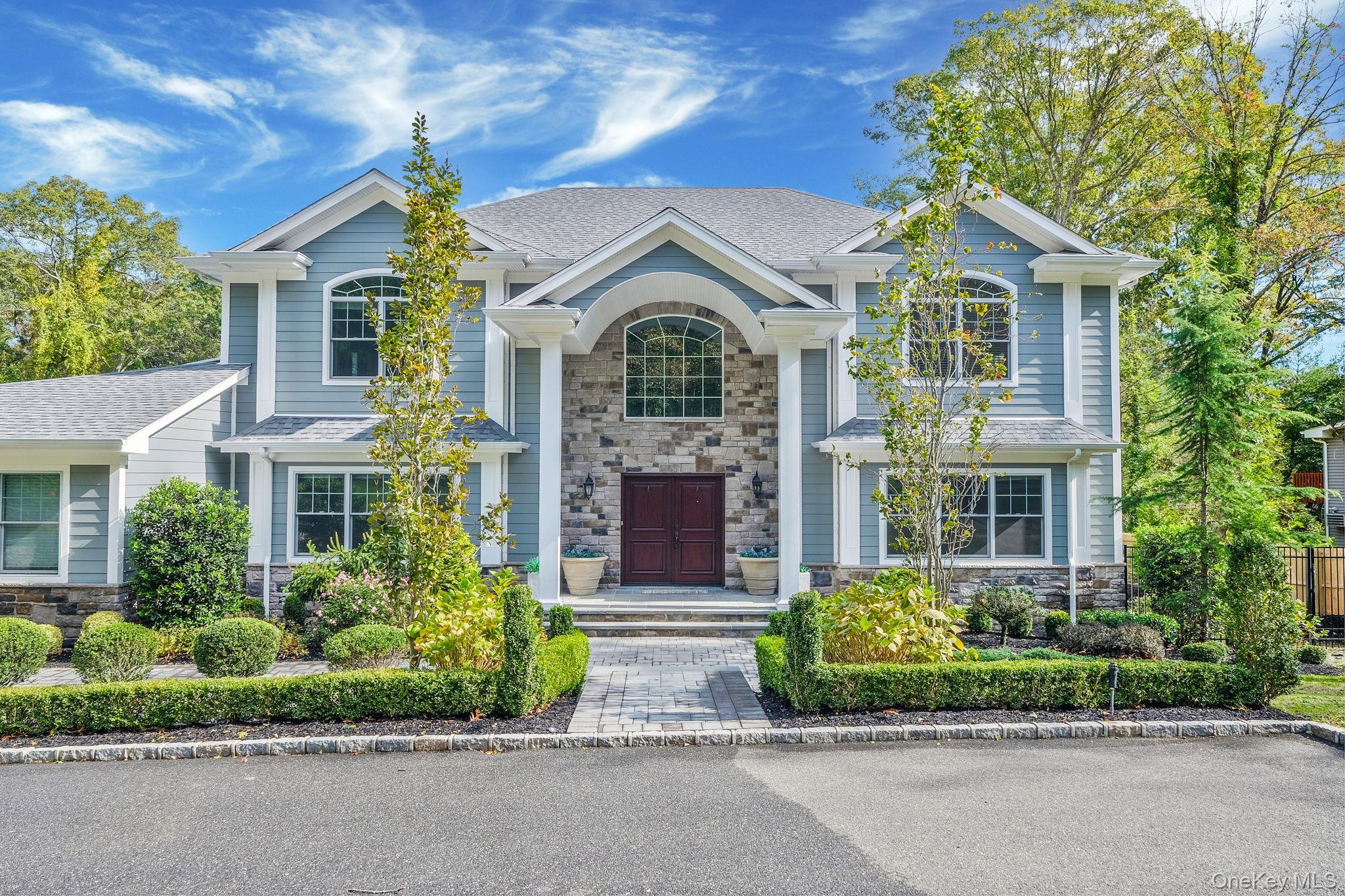 Single Family Carriage Suffolk County, NY 11746, MLS-921848-4