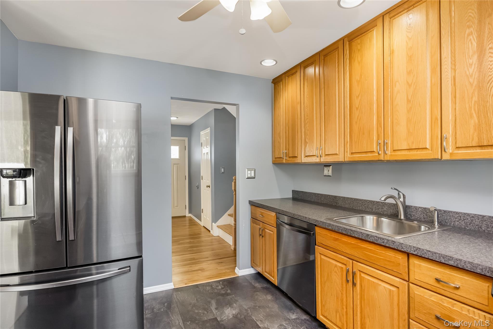 Single Family Whalen Suffolk County, NY 11703, MLS-921858-22