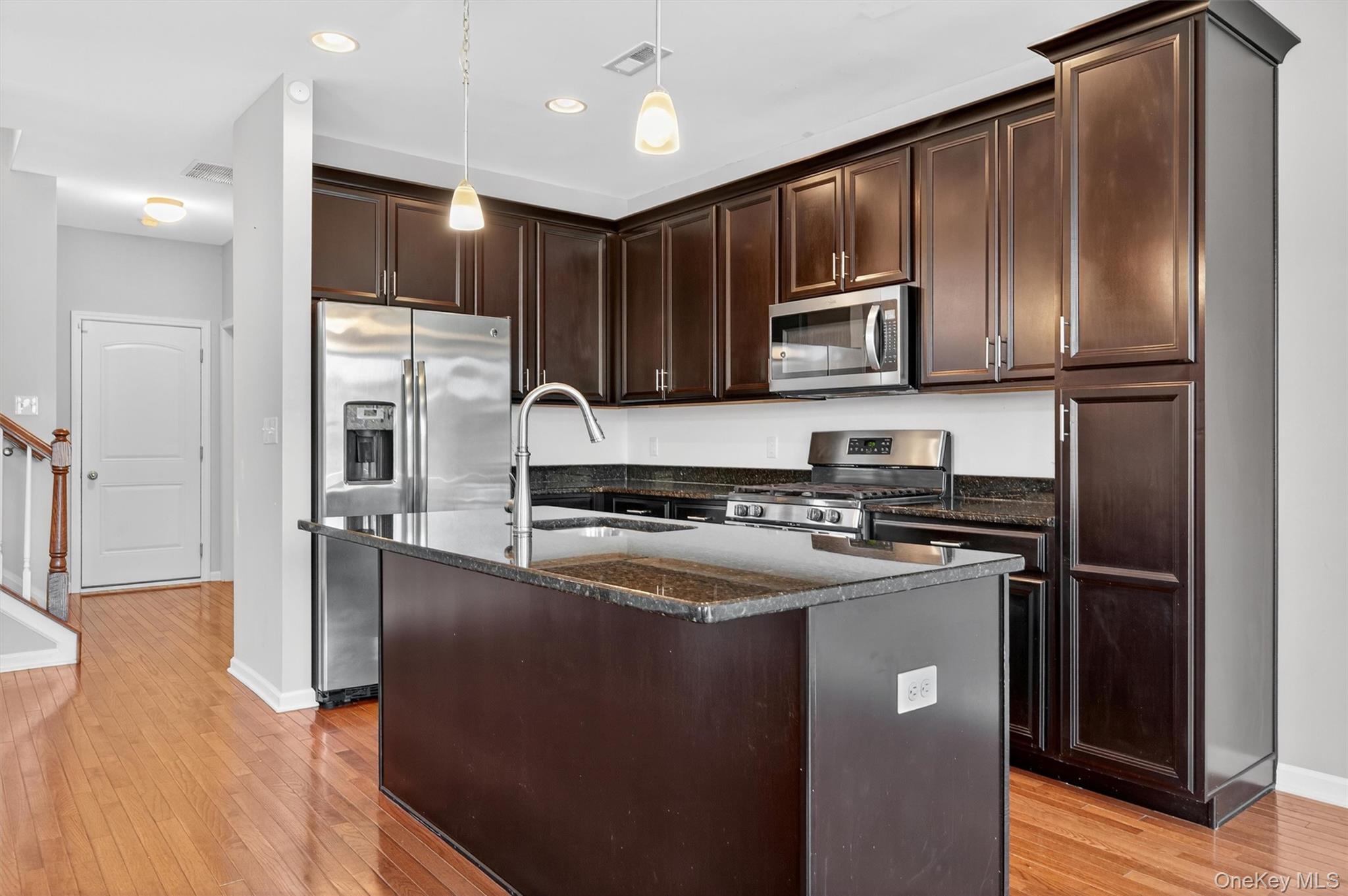 Single Family Meadow View  Orange County, NY 10940, MLS-921885-19