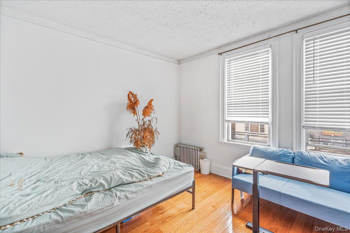 Single Family 110th  Queens, NY 11368, MLS-921893-16