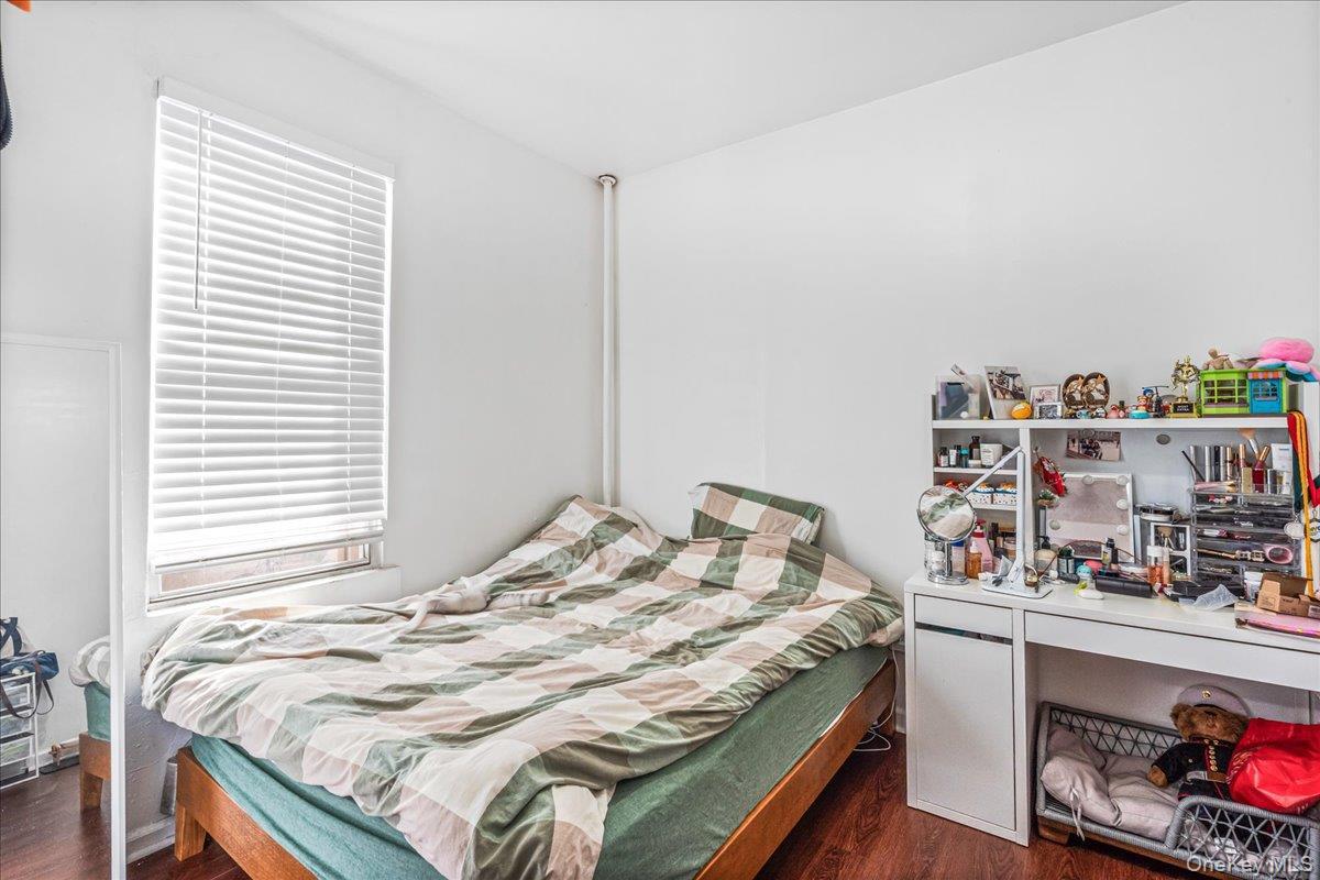 Single Family 110th  Queens, NY 11368, MLS-921893-4