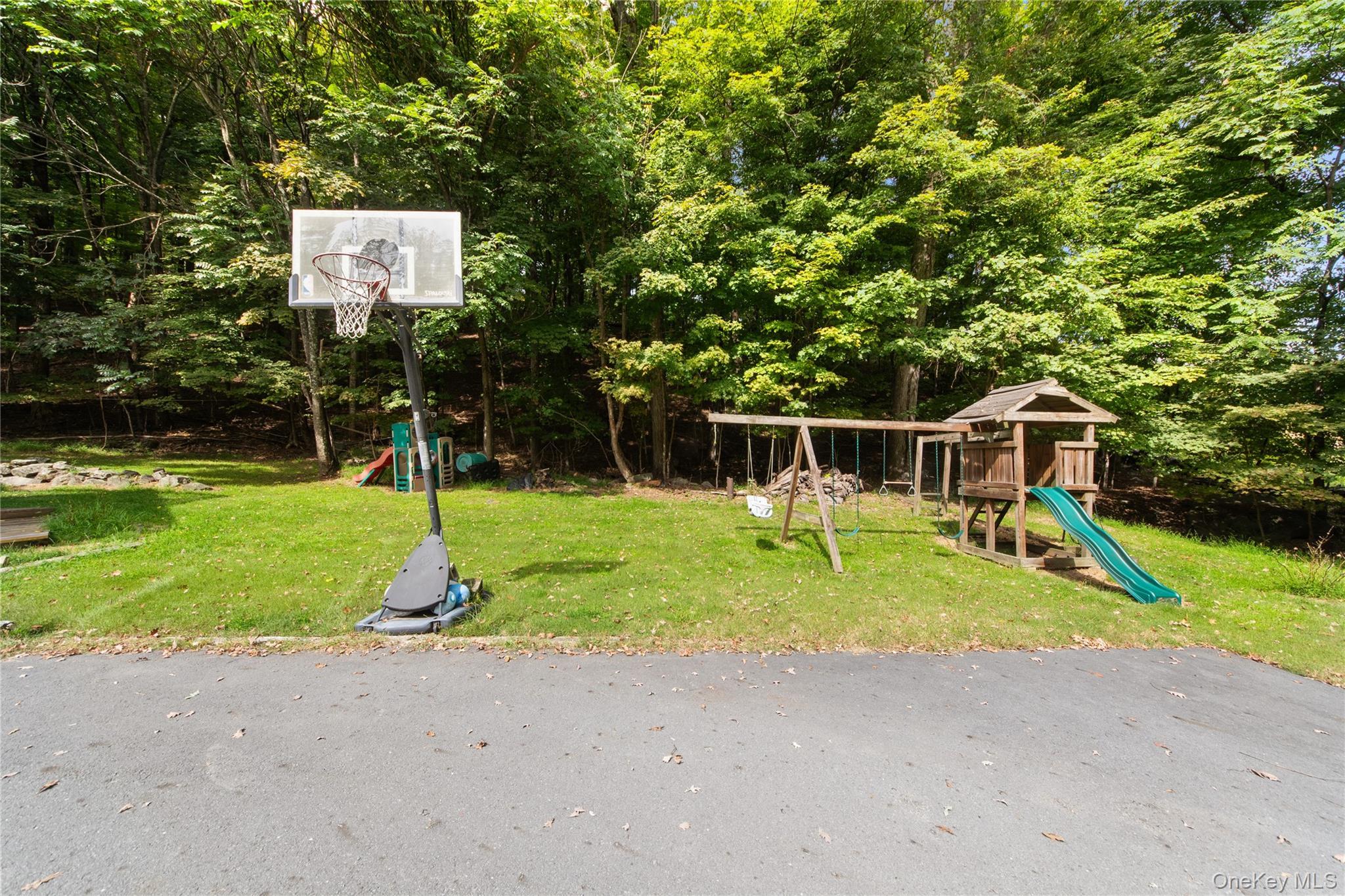 Single Family Youngblood  Orange County, NY 12549, MLS-921900-35