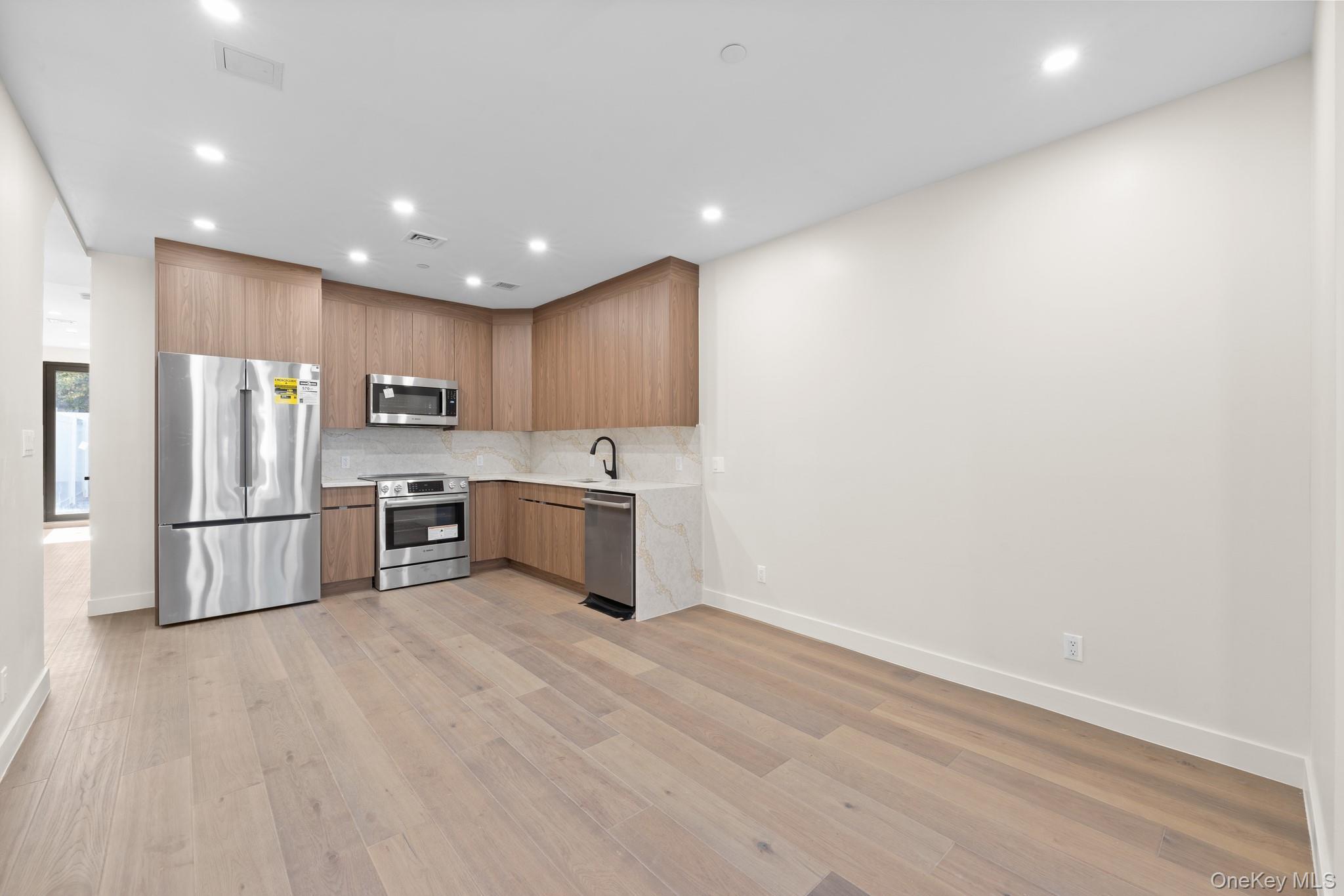 Single Family Fenimore St Brooklyn, NY 11225, MLS-921904-8