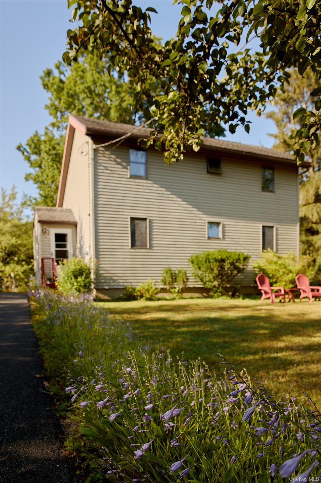 Single Family Shivertown Ulster County, NY 12561, MLS-921907-12