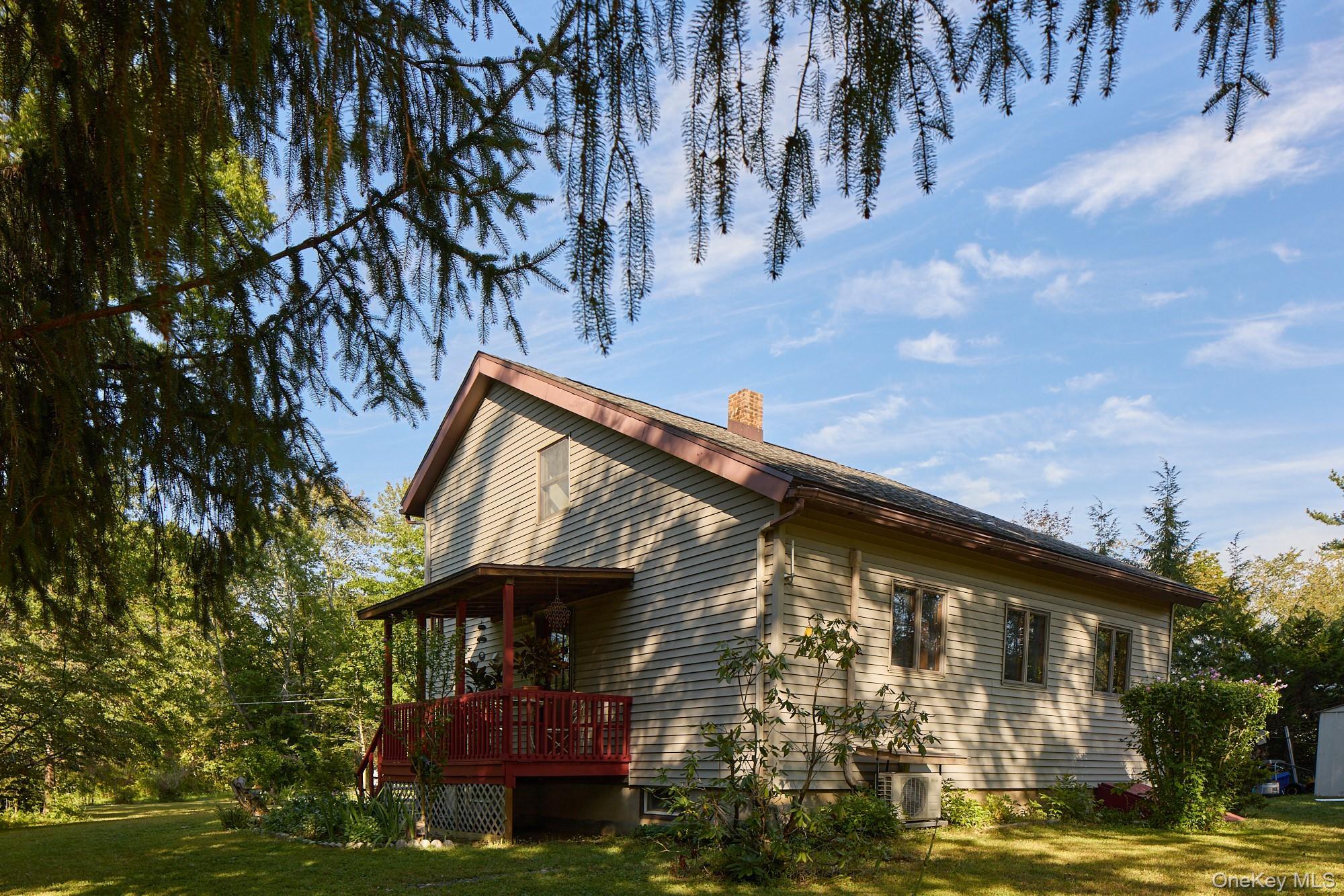 Single Family Shivertown Ulster County, NY 12561, MLS-921907-2