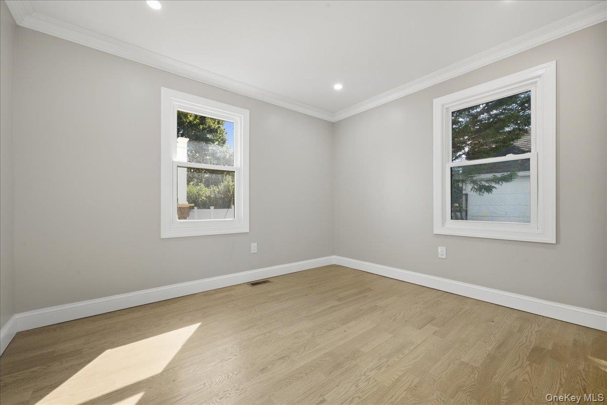 Single Family Cottage  Blvd  Nassau County, NY 11801, MLS-921947-12