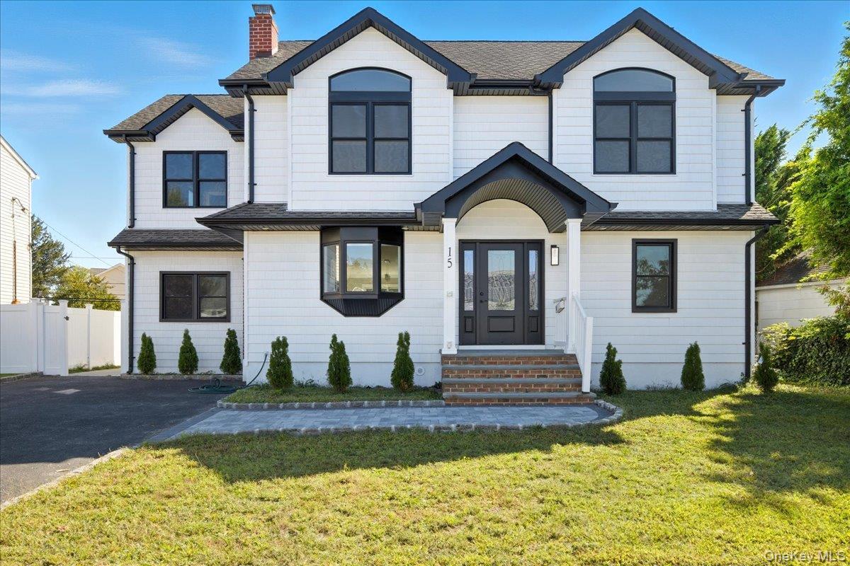 Single Family Cottage  Blvd  Nassau County, NY 11801, MLS-921947-2