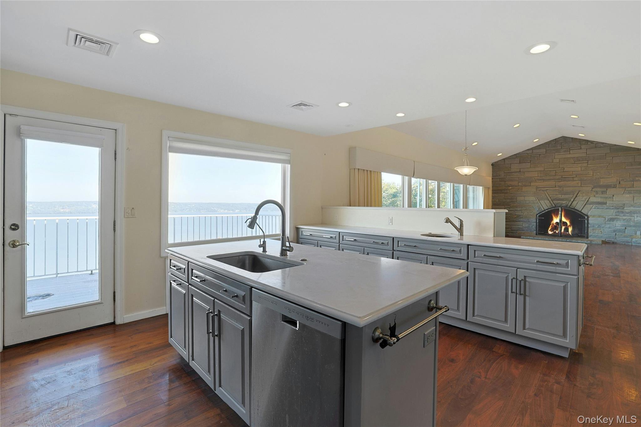 Single Family Tweed  Rockland County, NY 10960, MLS-921958-15