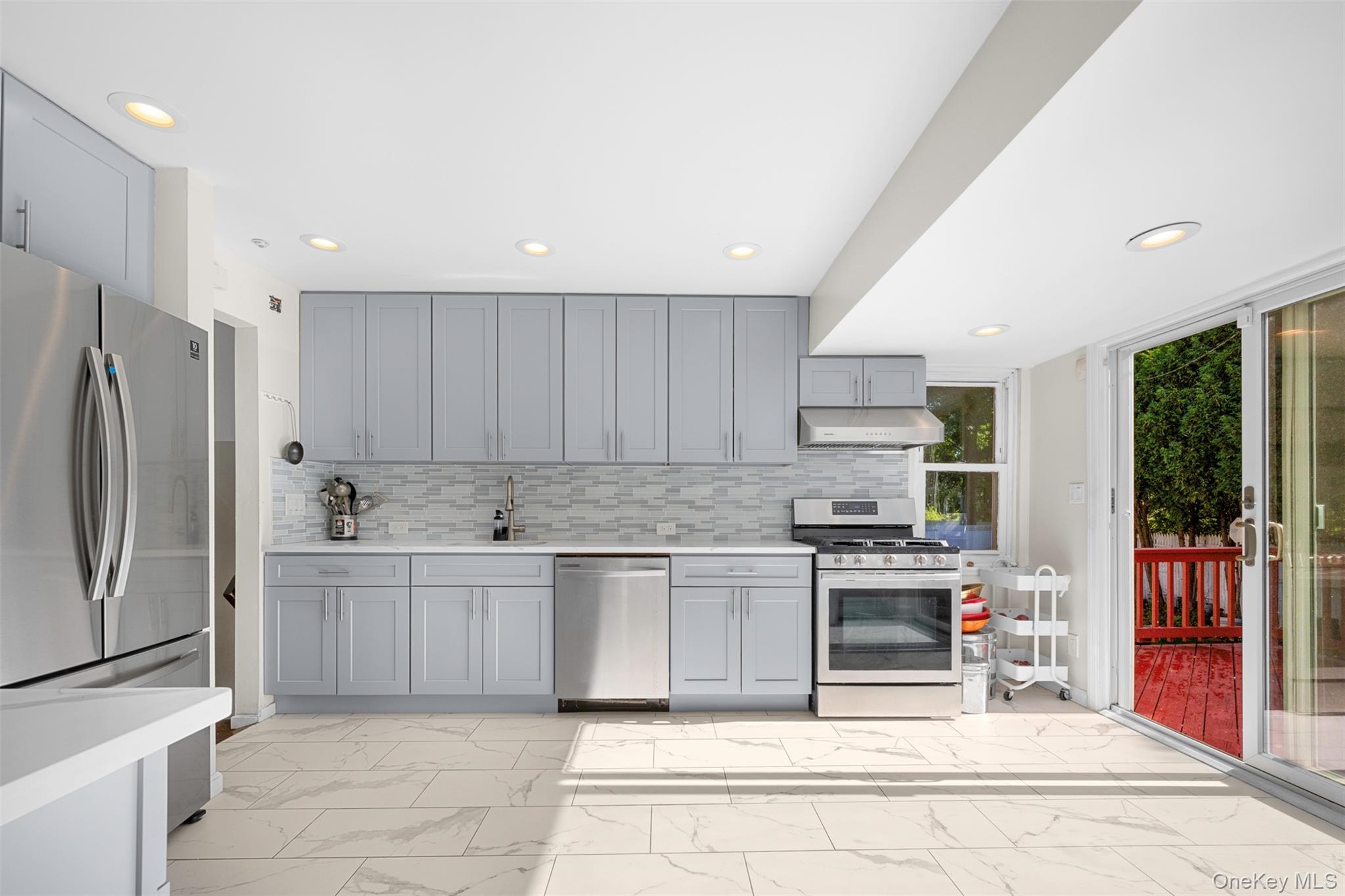 Single Family Phipps Nassau County, NY 11803, MLS-921963-13