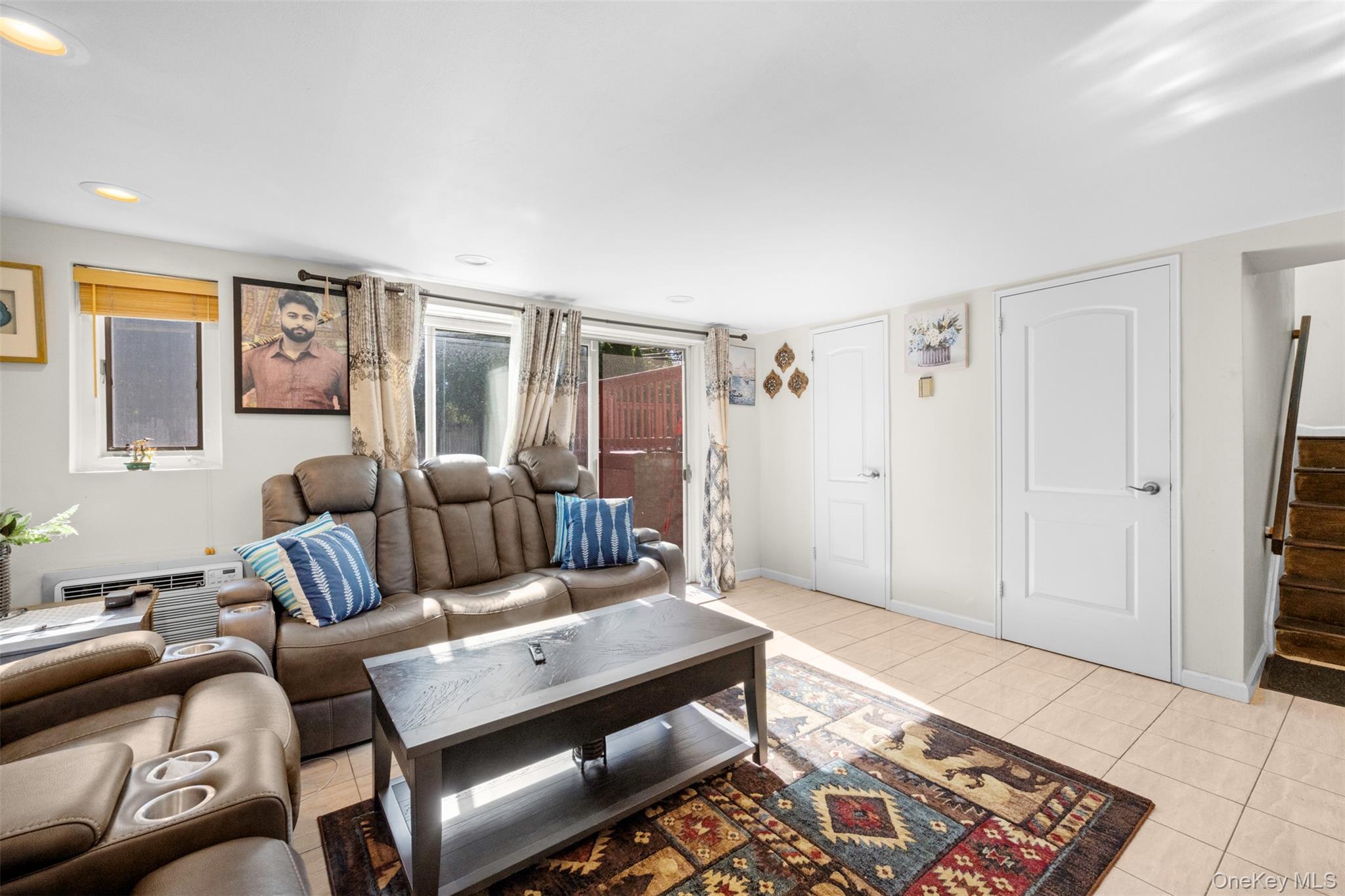 Single Family Phipps Nassau County, NY 11803, MLS-921963-20