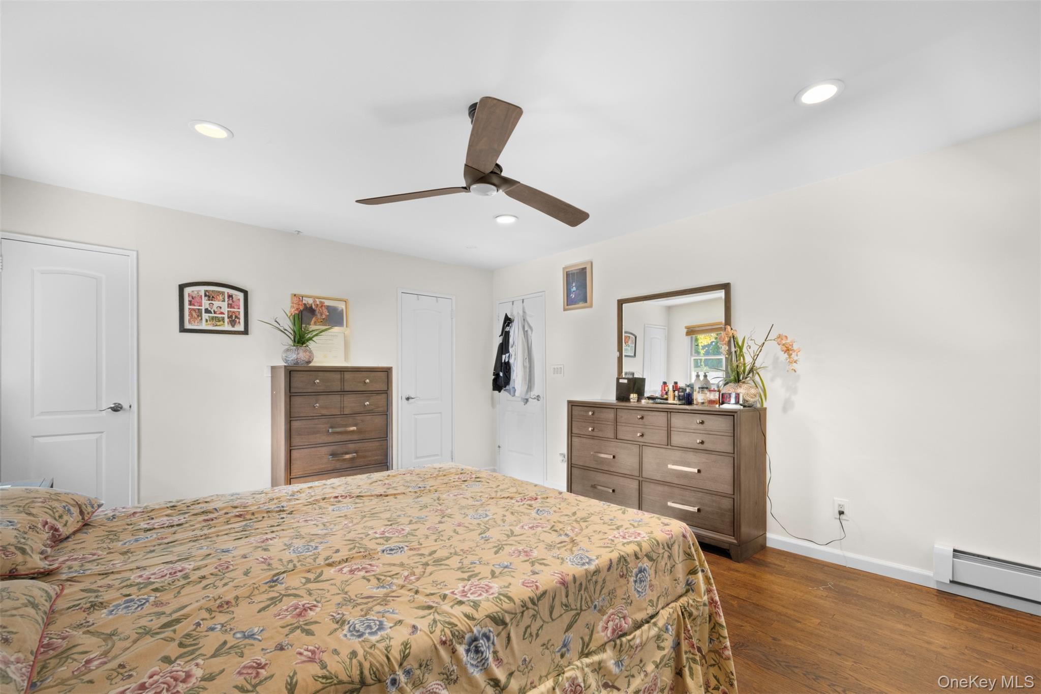 Single Family Phipps Nassau County, NY 11803, MLS-921963-26