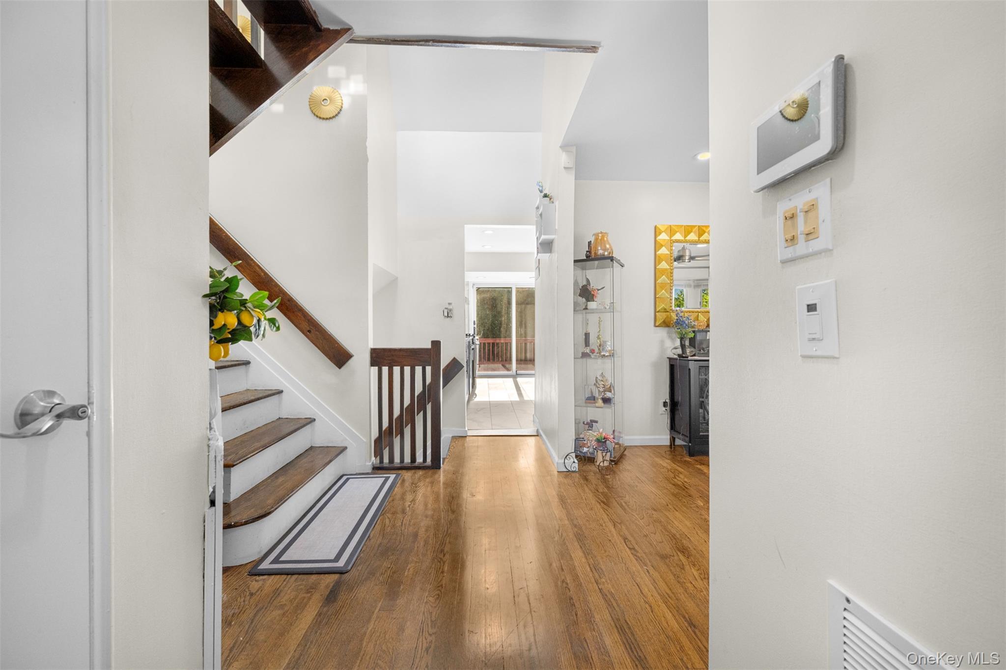 Single Family Phipps Nassau County, NY 11803, MLS-921963-4