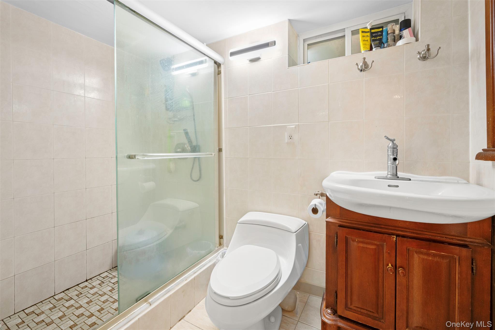 Single Family Phipps Nassau County, NY 11803, MLS-921963-41