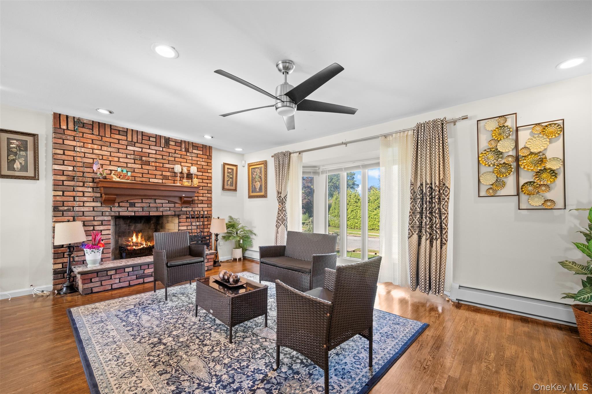 Single Family Phipps Nassau County, NY 11803, MLS-921963-8