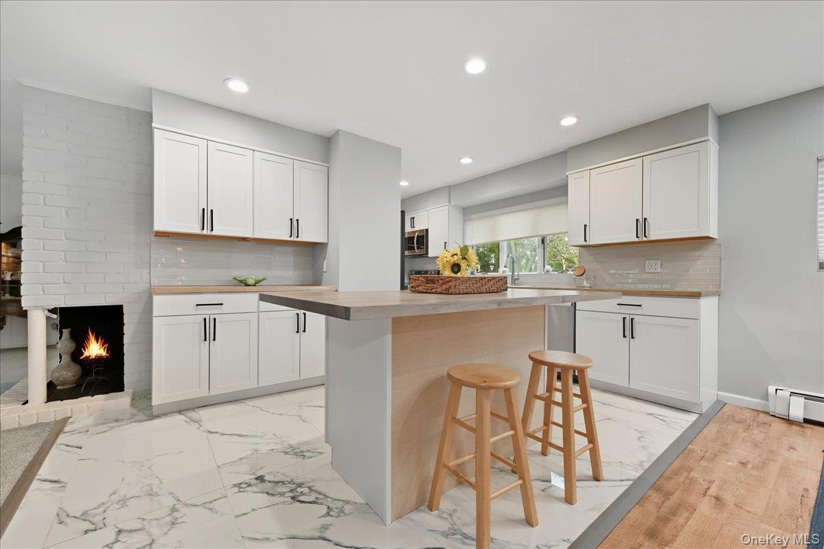 Single Family Ridge Nassau County, NY 11576, MLS-921976-10