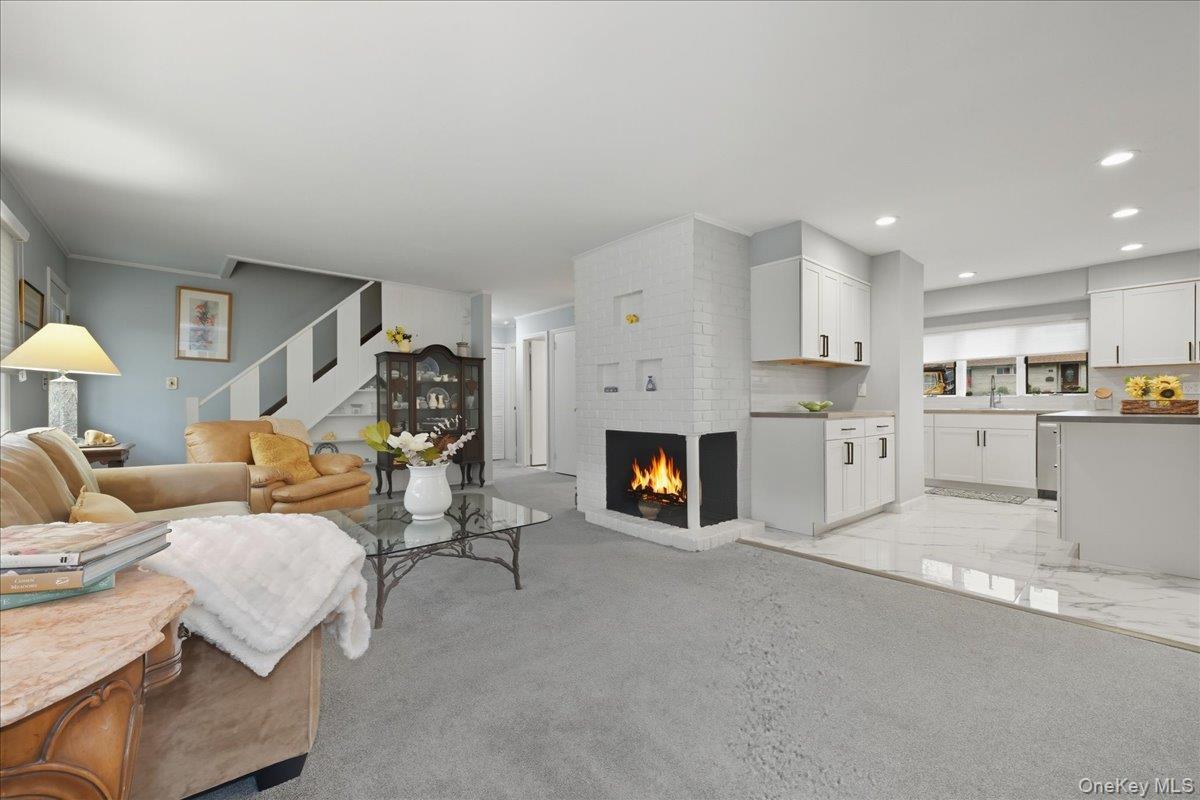 Single Family Ridge Nassau County, NY 11576, MLS-921976-16