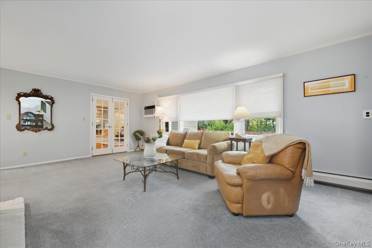 Single Family Ridge Nassau County, NY 11576, MLS-921976-17