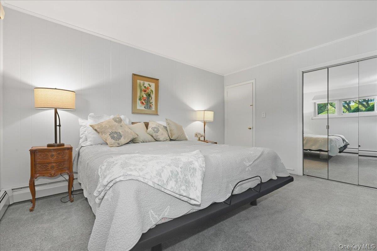 Single Family Ridge Nassau County, NY 11576, MLS-921976-26