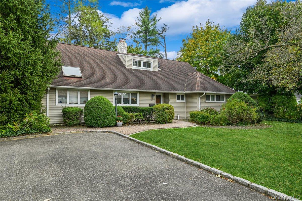 Single Family Ridge Nassau County, NY 11576, MLS-921976-3