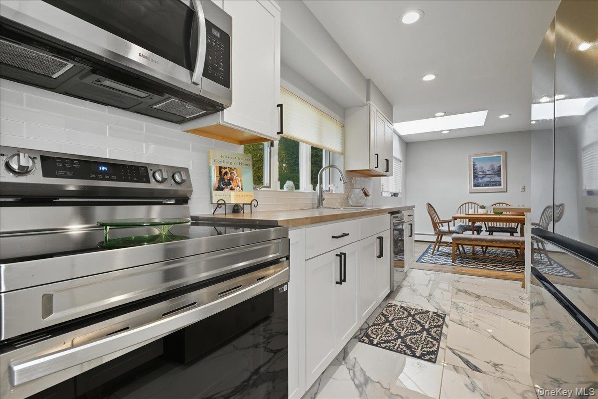 Single Family Ridge Nassau County, NY 11576, MLS-921976-5