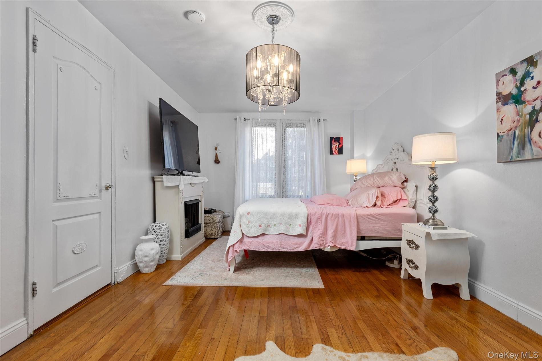 Coop Shore  Brooklyn, NY 11209, MLS-921988-18