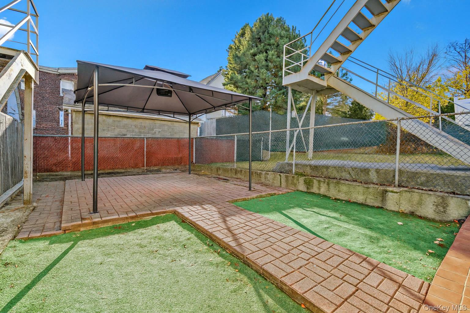 Single Family 49th  Queens, NY 11105, MLS-921997-34