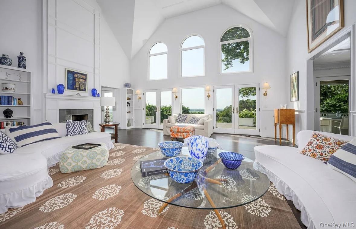 Single Family Noyack Suffolk County, NY 11976, MLS-922002-12