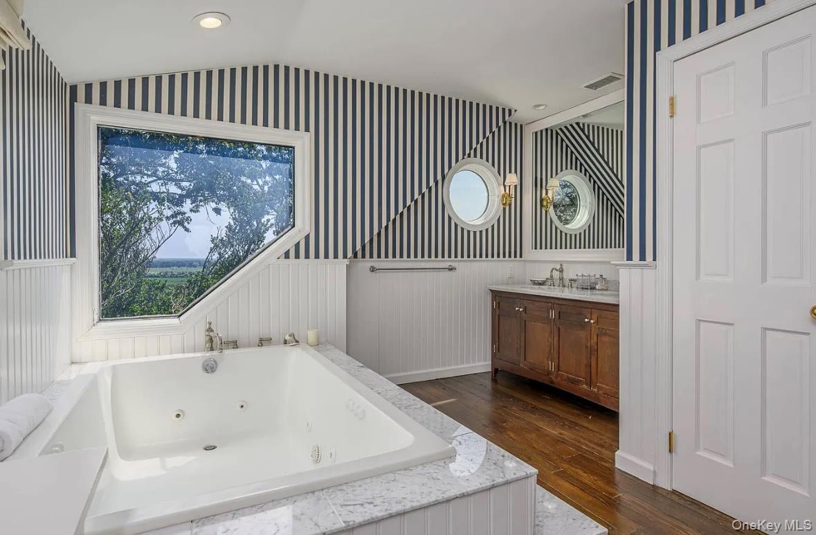 Single Family Noyack Suffolk County, NY 11976, MLS-922002-21