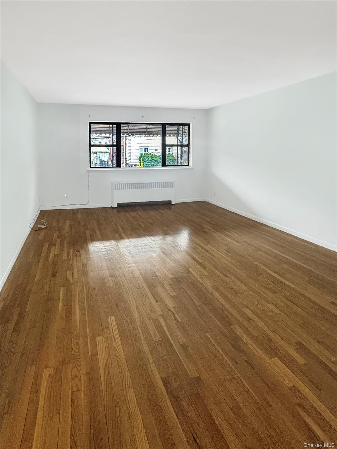 Single Family Mahan  Bronx, NY 10461, MLS-922004-16