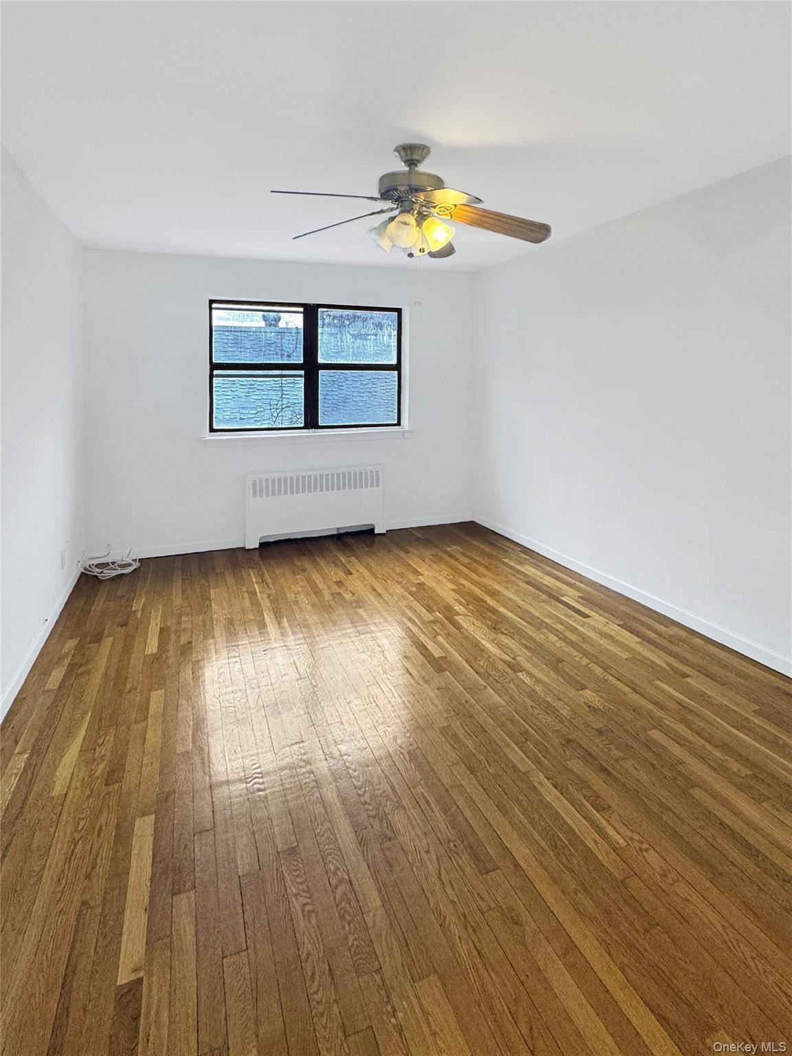 Single Family Mahan  Bronx, NY 10461, MLS-922004-19