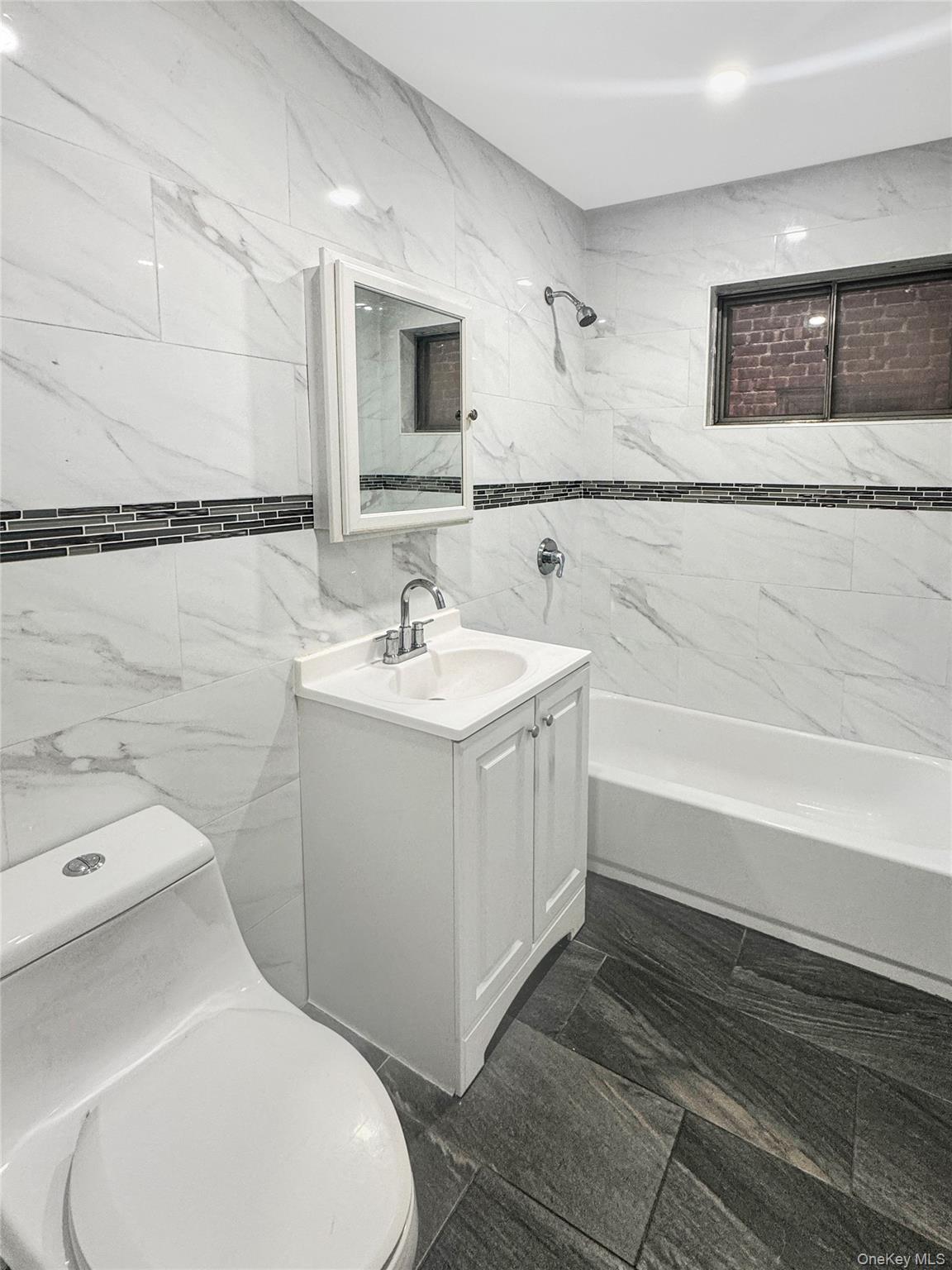 Single Family Mahan  Bronx, NY 10461, MLS-922004-20