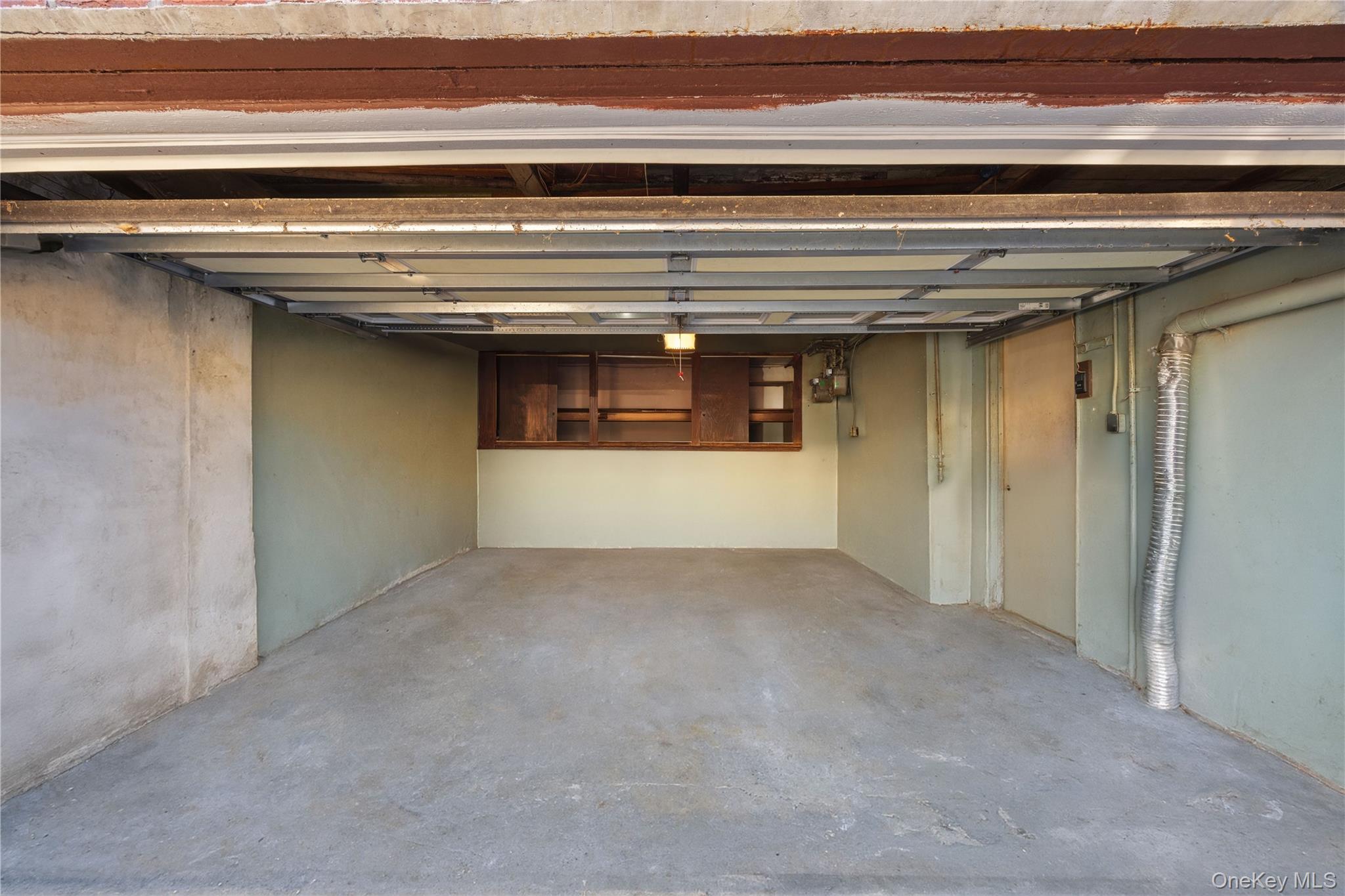 Single Family Mahan  Bronx, NY 10461, MLS-922004-28