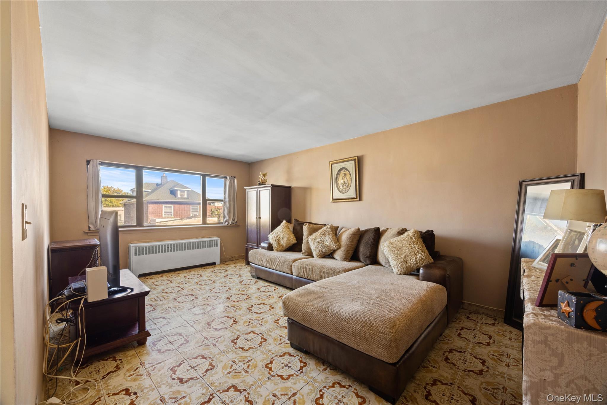 Single Family Mahan  Bronx, NY 10461, MLS-922004-9