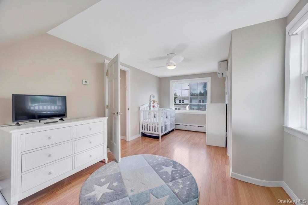 Single Family Lee  Nassau County, NY 11801, MLS-922014-19